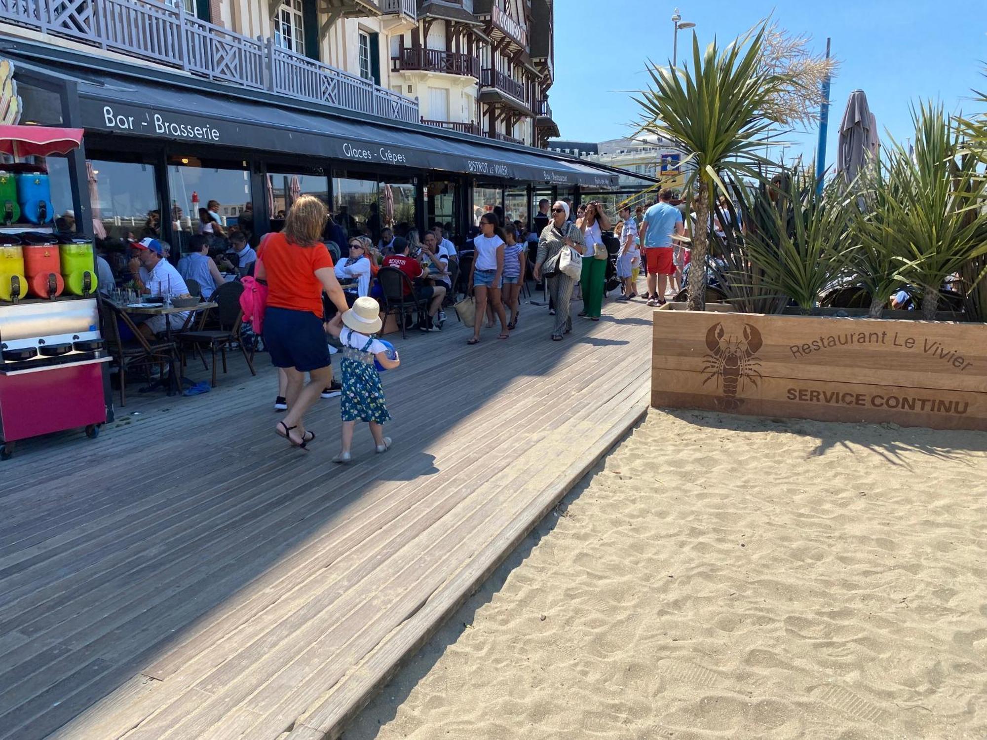 Cote Plage - Magnifique Appartement De Charme A Trouville Sur Mer - Linge - Lit Fait - Parking - Wifi - Classe Par L'Office Du Tourisme Dış mekan fotoğraf